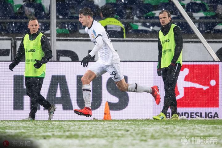 壹号娱乐官网-勒沃库森小胜汉诺威，稳坐积分榜前列